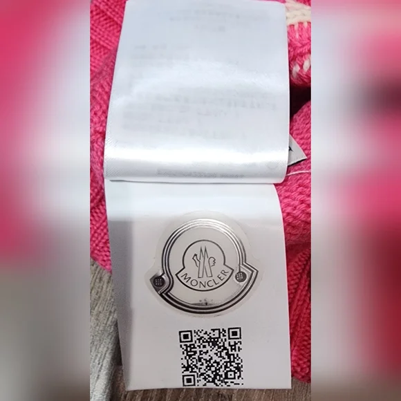 Super EUC Moncler Pink Beanie Sz L - Picture 4 of 4